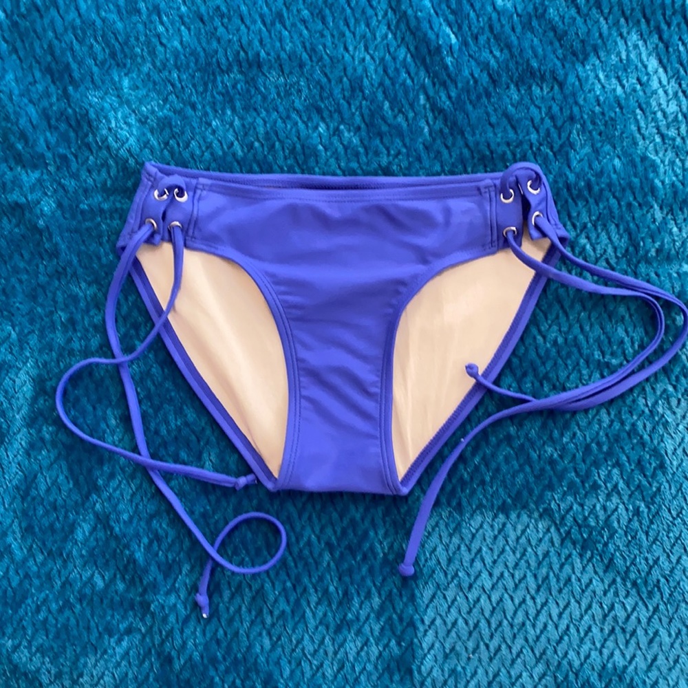 Bikini bottom